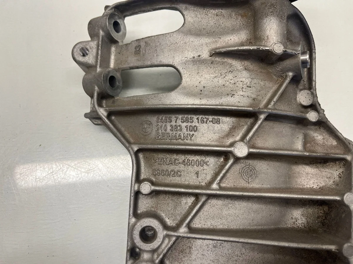 Support compresseur clim BMW X3 F25 64557585 image 3