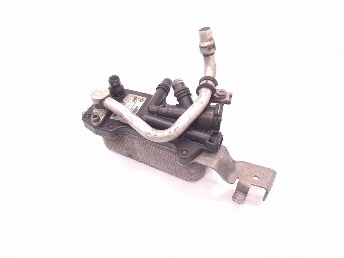BMW 5 F10 F11 vaihteiston öljynjäähdytin GK760195102