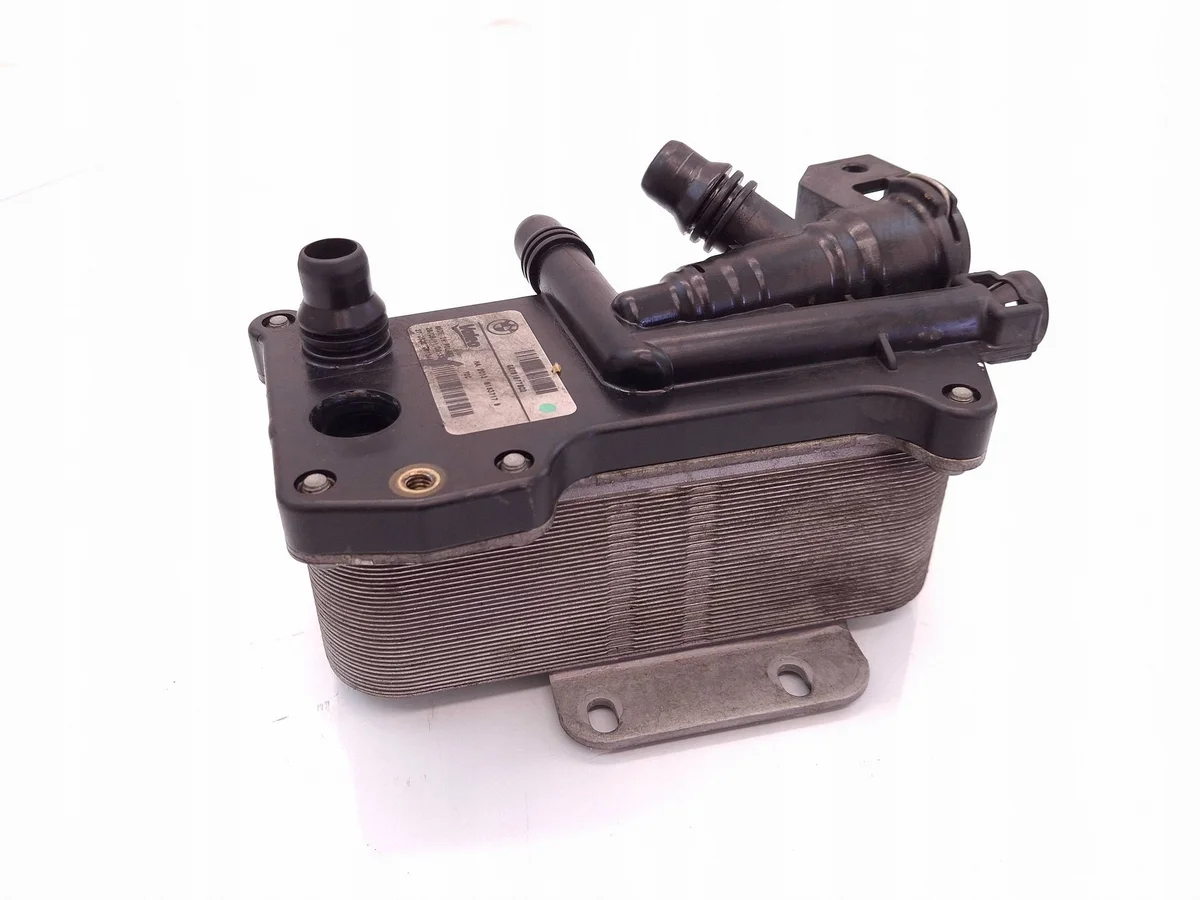 Refroidisseur d'huile BMW 5 F10 F11 M153717B