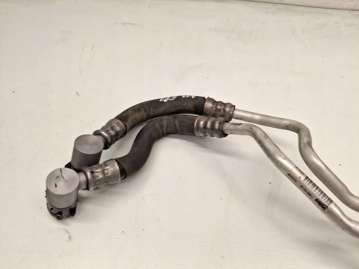 Conduite d'huile BMW M2 F87 7856727 image 8