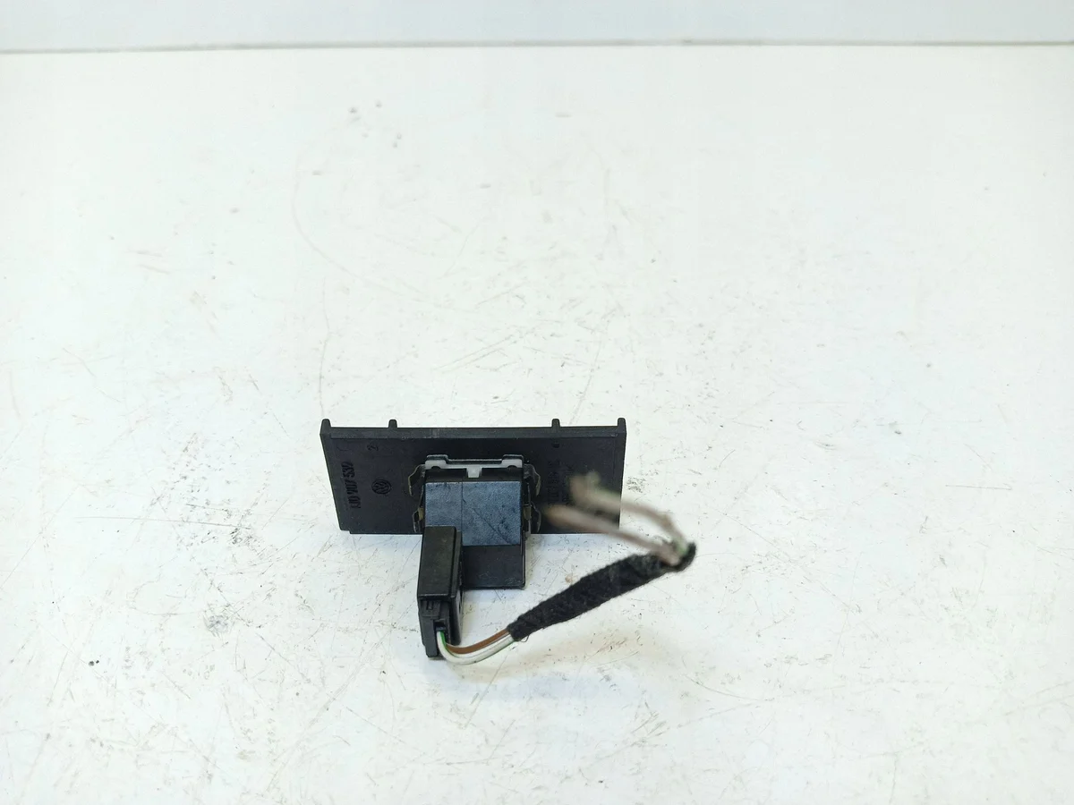 VW Golf IV 1.9 TDI 97-03 Sensor Sonneneinstrahlung image 3