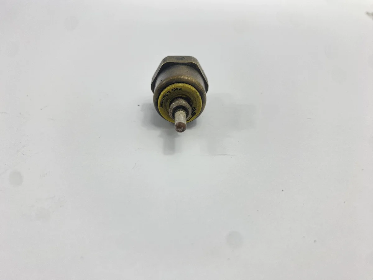 Sensor de Temperatura Mercedes W124 W201 190 image 4