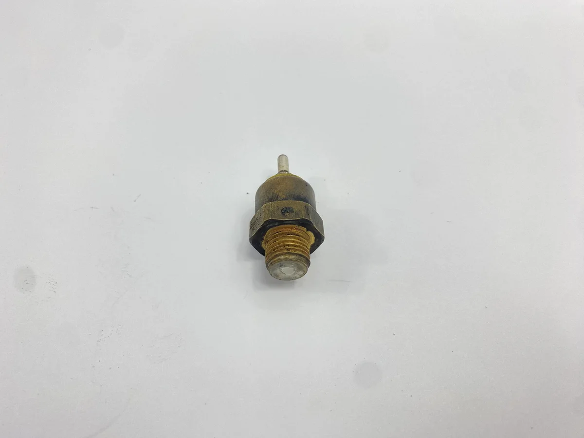 Sensor de Temperatura Mercedes W124 W201 190 image 7