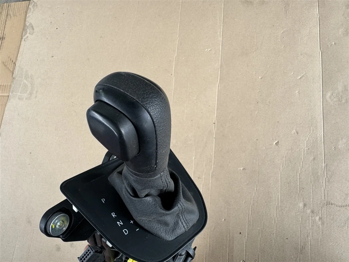 VW Crafter 2 Gear Shift Knob 2N0713025H image 6