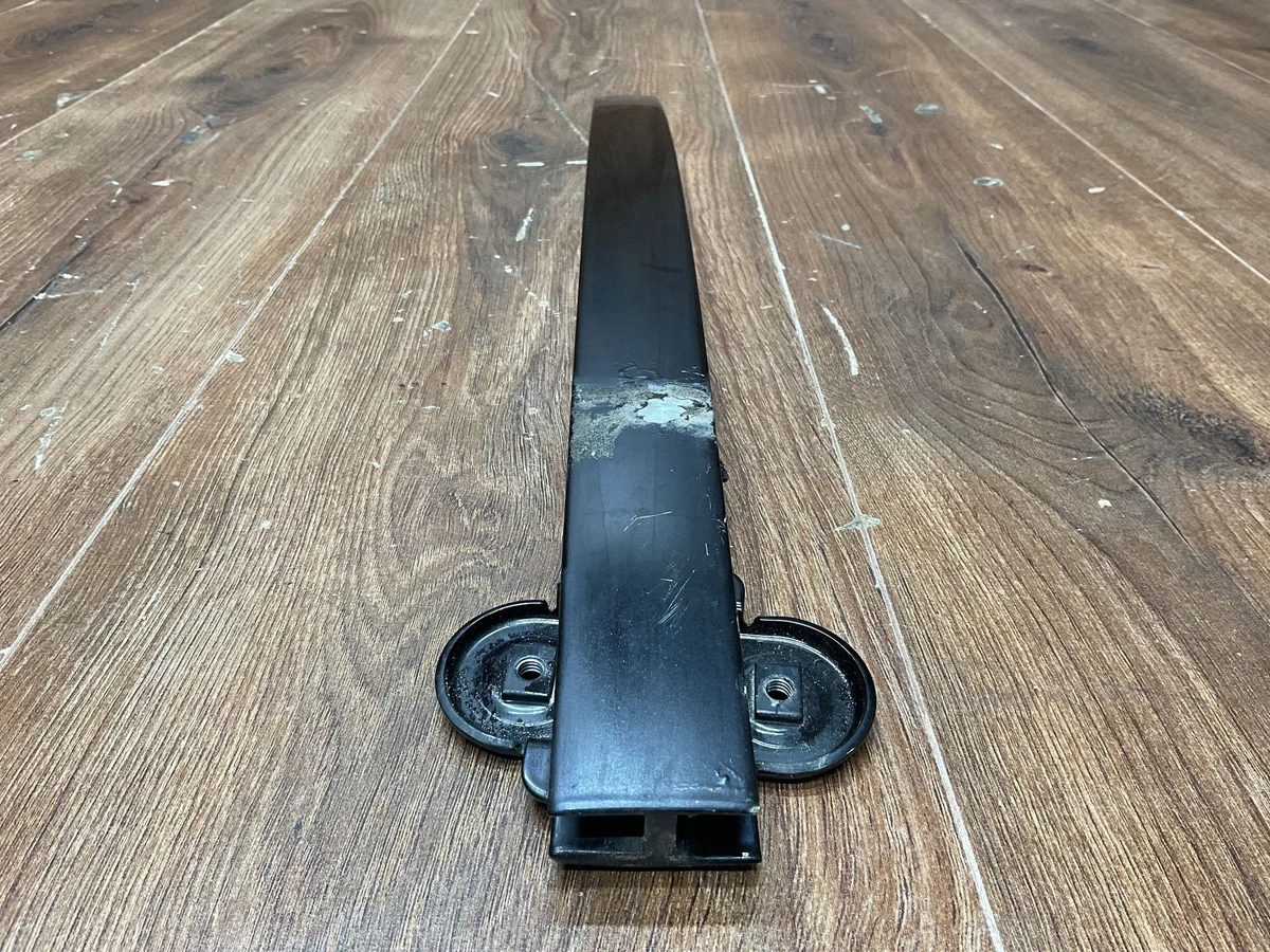 Bentley Flying Spur Rear Door Window Guide