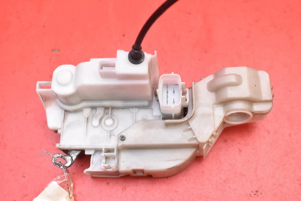 Türschloss vorne links Alfa Romeo 159 (05-11) image 2