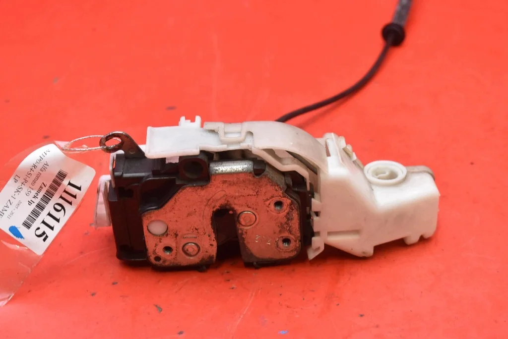 Türschloss vorne links Alfa Romeo 159 (05-11) image 3