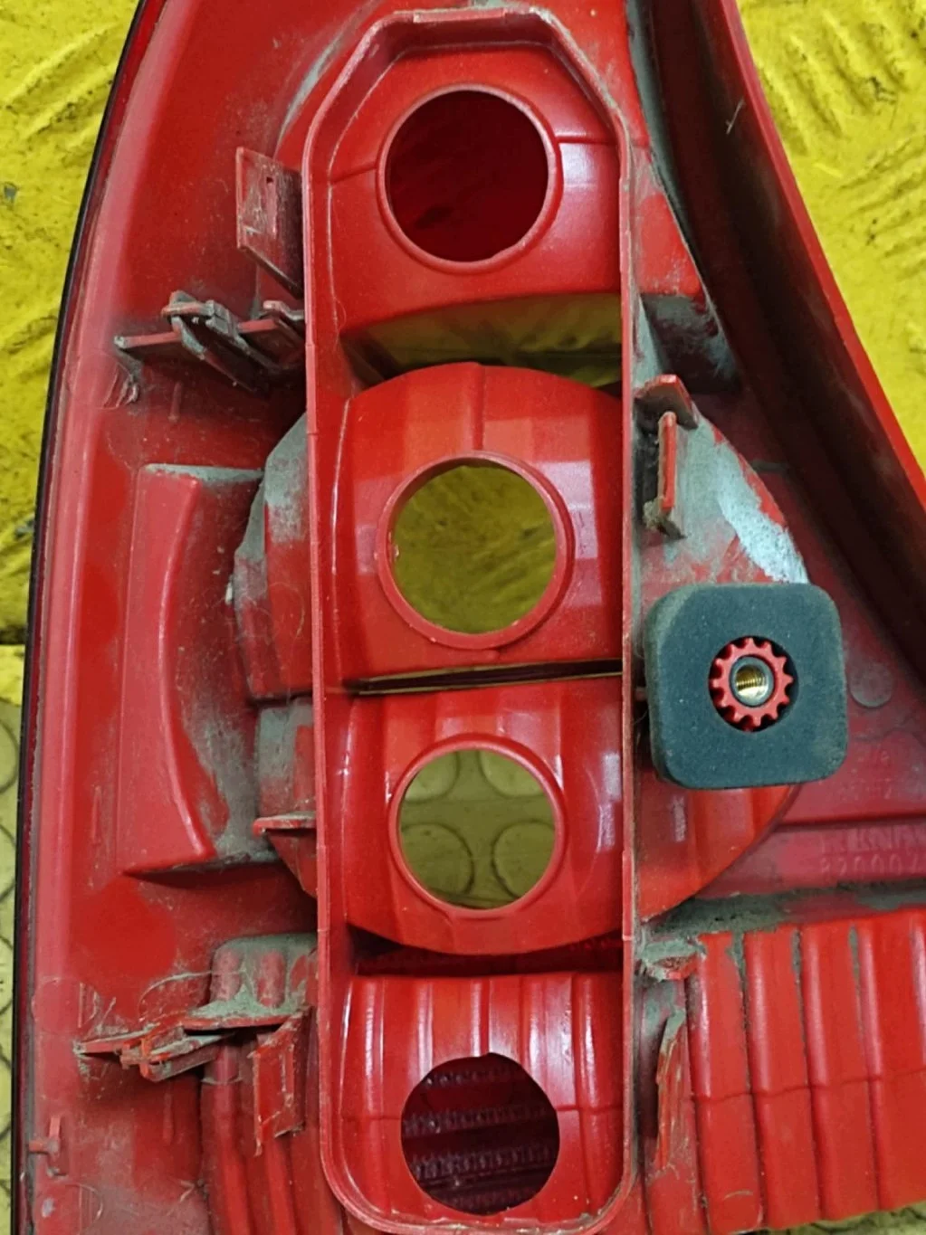 Renault Clio II Rückleuchte Rechts gebraucht image 4