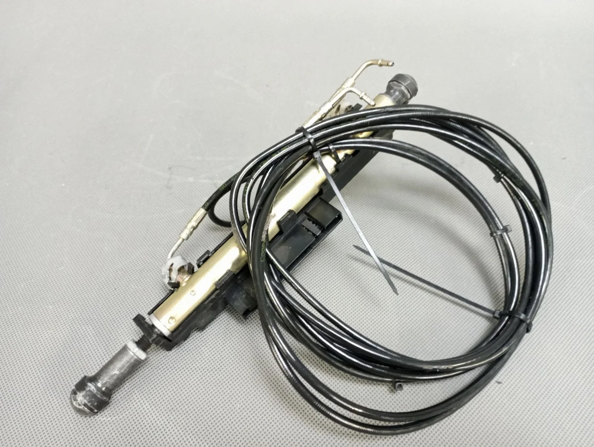 Hydraulik Zylinder Dach Rechts Mercedes SLK R171 image 3