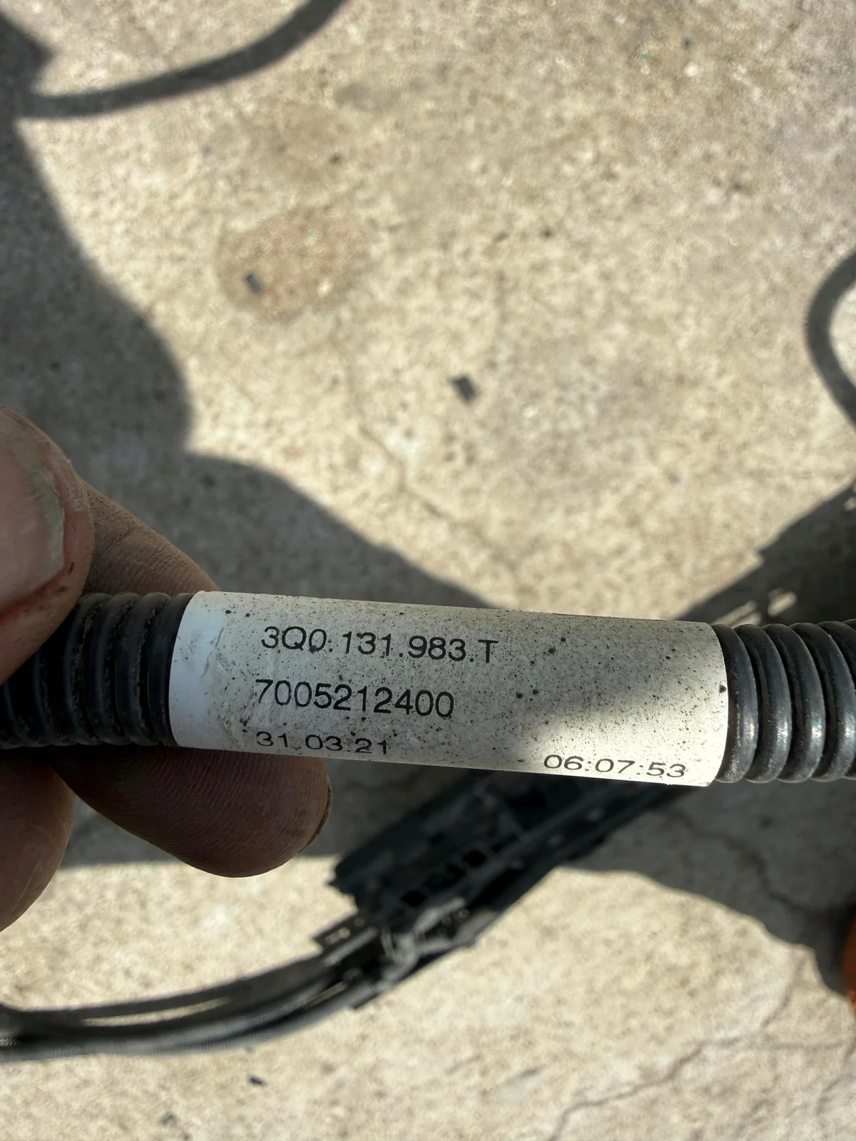 Conduite AdBlue VW Passat B8 3Q0131984AG image 3