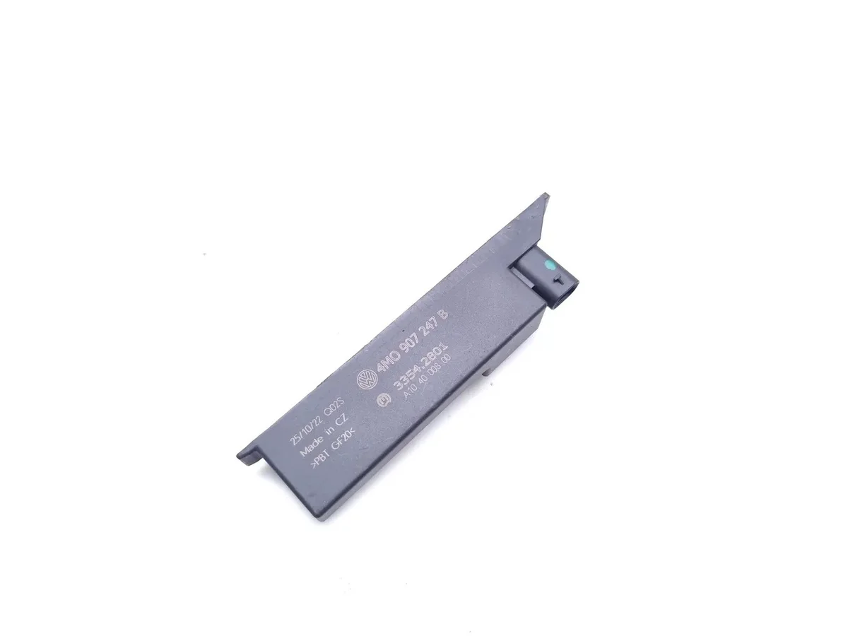 Audi e-Tron GT Antenne Intérieure 4M0907247B