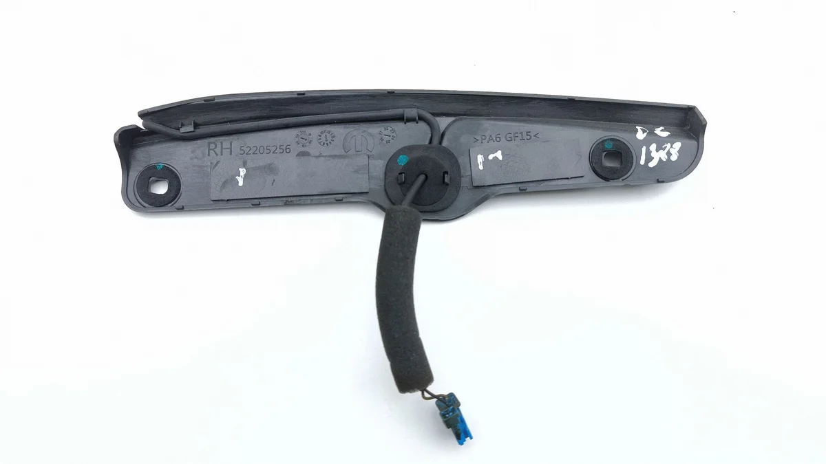 Jeep Avenger 2024 Sensor de apertura de maletero