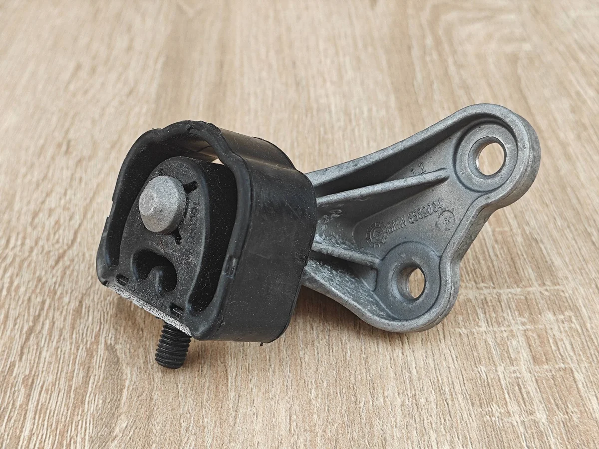 Support silencieux BMW 3.0D G16 G30 G02 G01