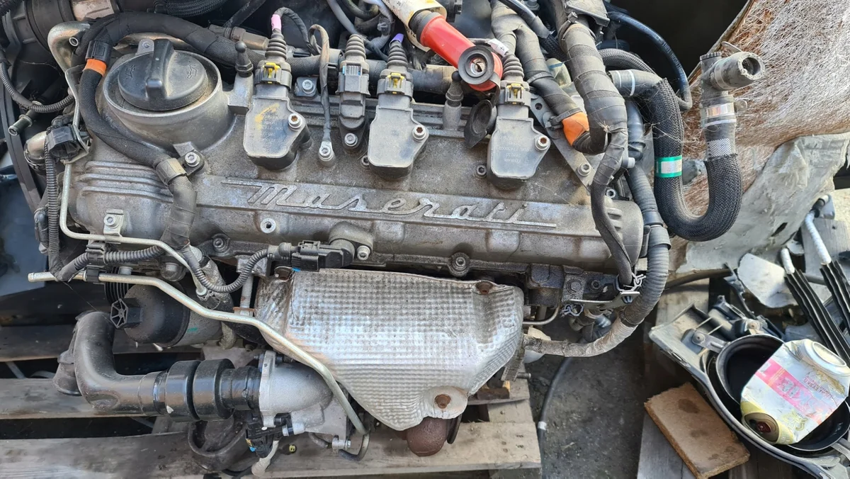 Pont avant Maserati Quattroporte Ghibli image 3