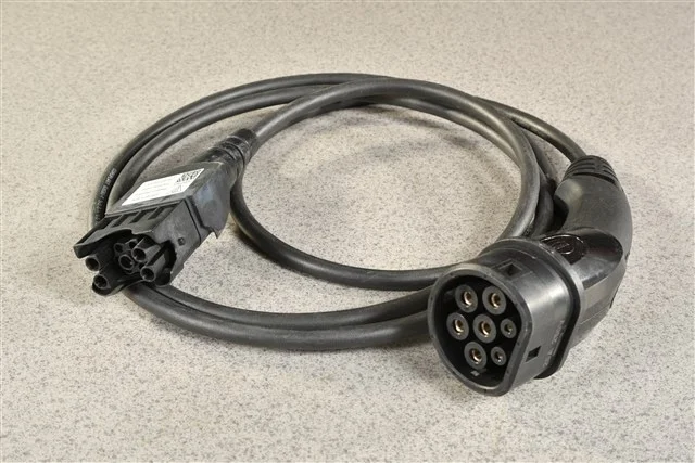 Porsche Charging Cable 7PP971676 Used image 4