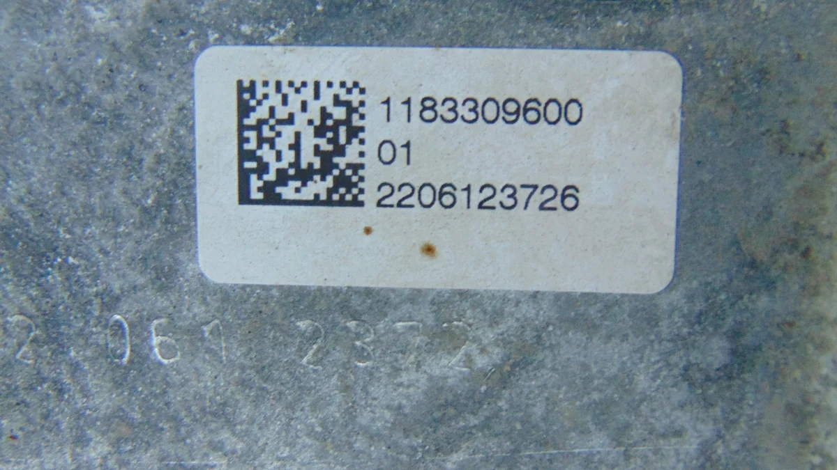 Oikea etuohjausvarsi Mercedes EQB EQA image 3