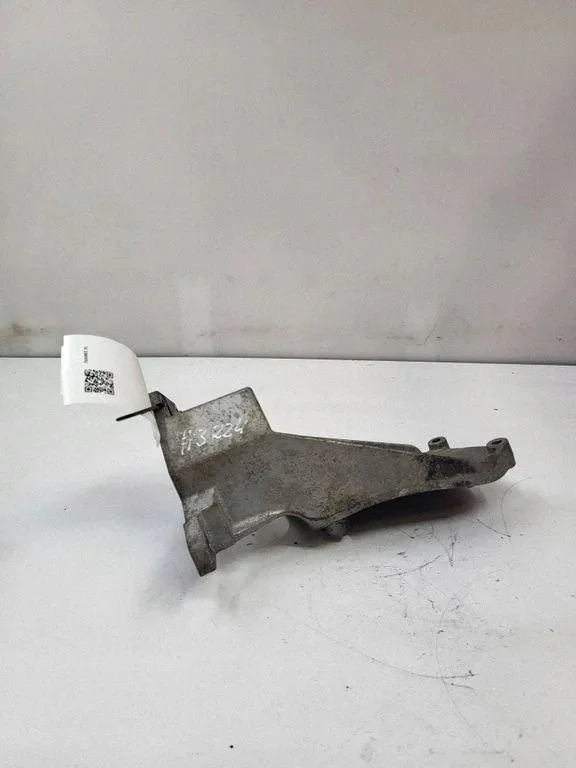 Volvo XC40 Driveshaft Support 31370633 image 3