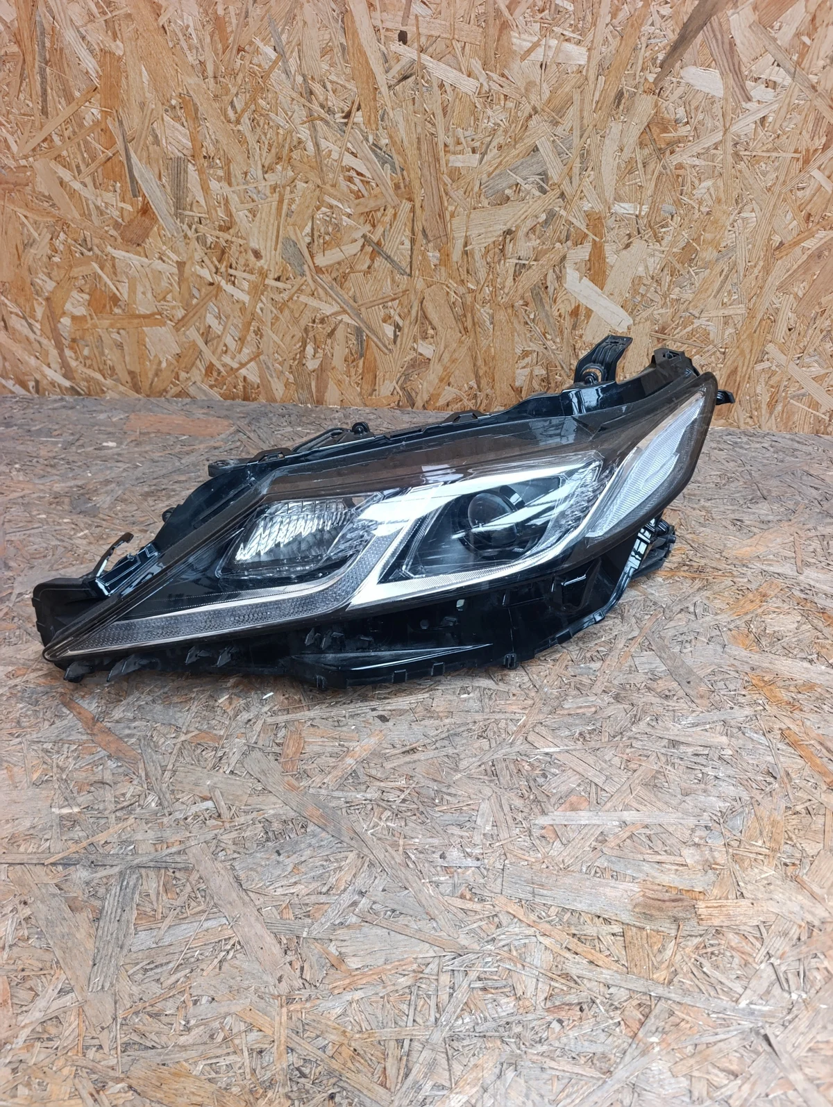Scheinwerfer Links Toyota Camry VIII K54RDE