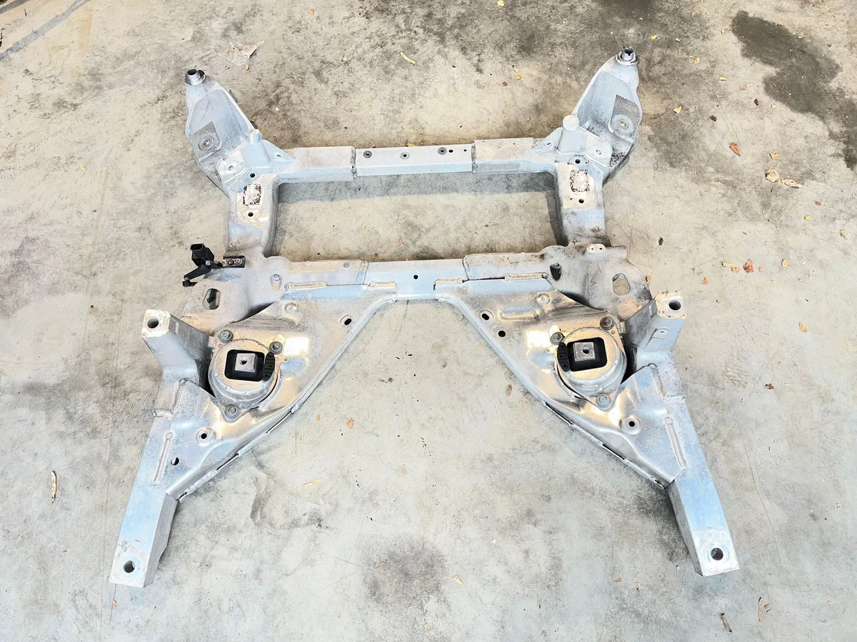 Viga Eixo Dianteiro Alfa Romeo Stelvio TMR3642