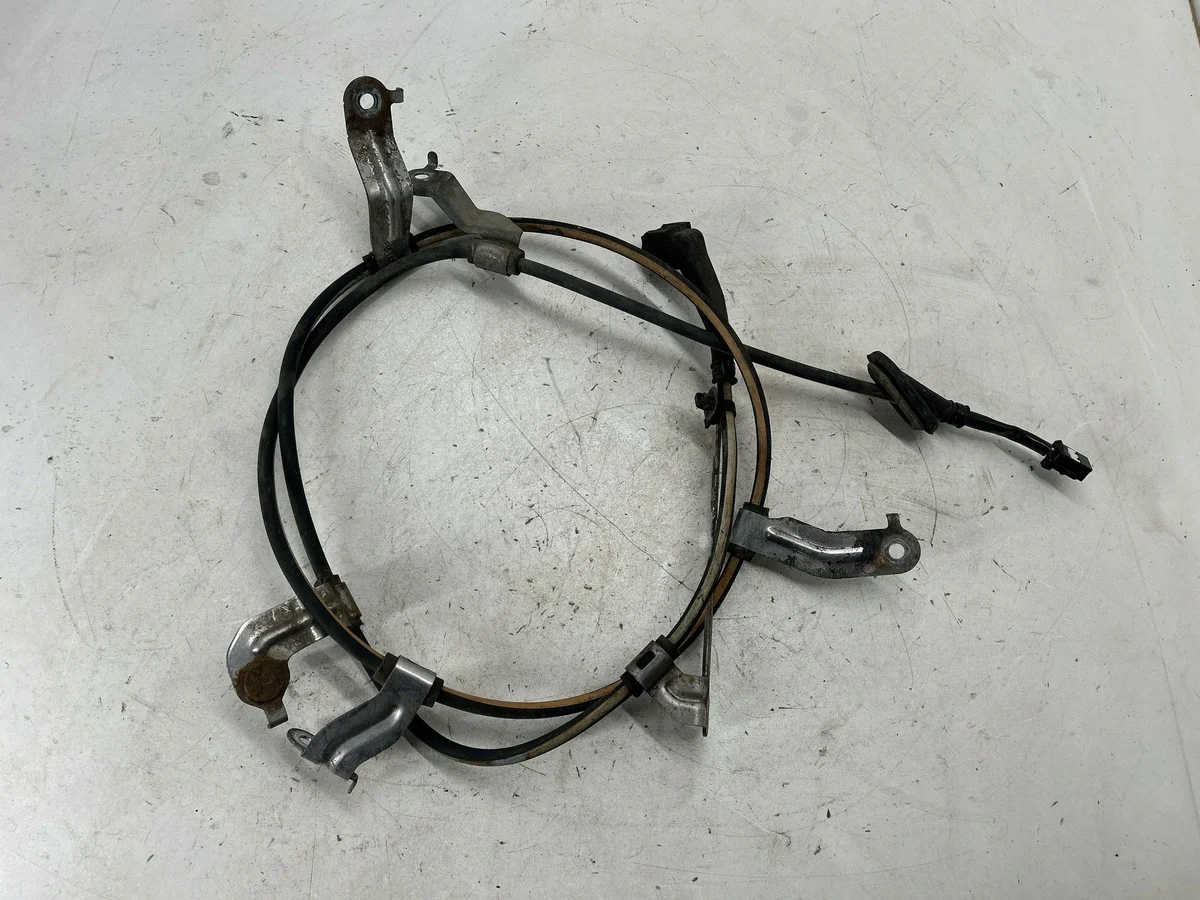 Handbromsvajer Höger Subaru Forester 26018SJ000 image 4
