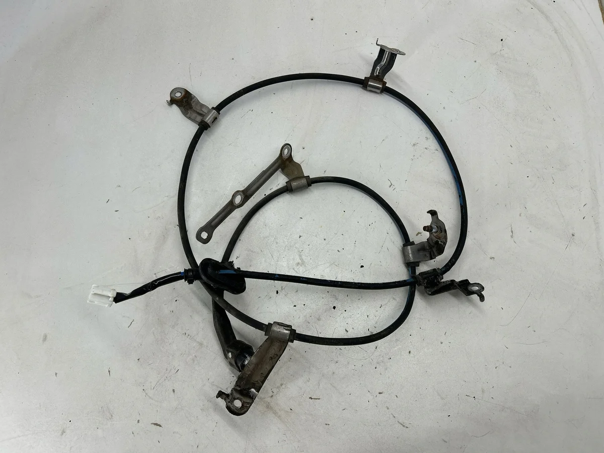 Handbromsvajer Vänster Subaru Forester 26018SJ010 image 3