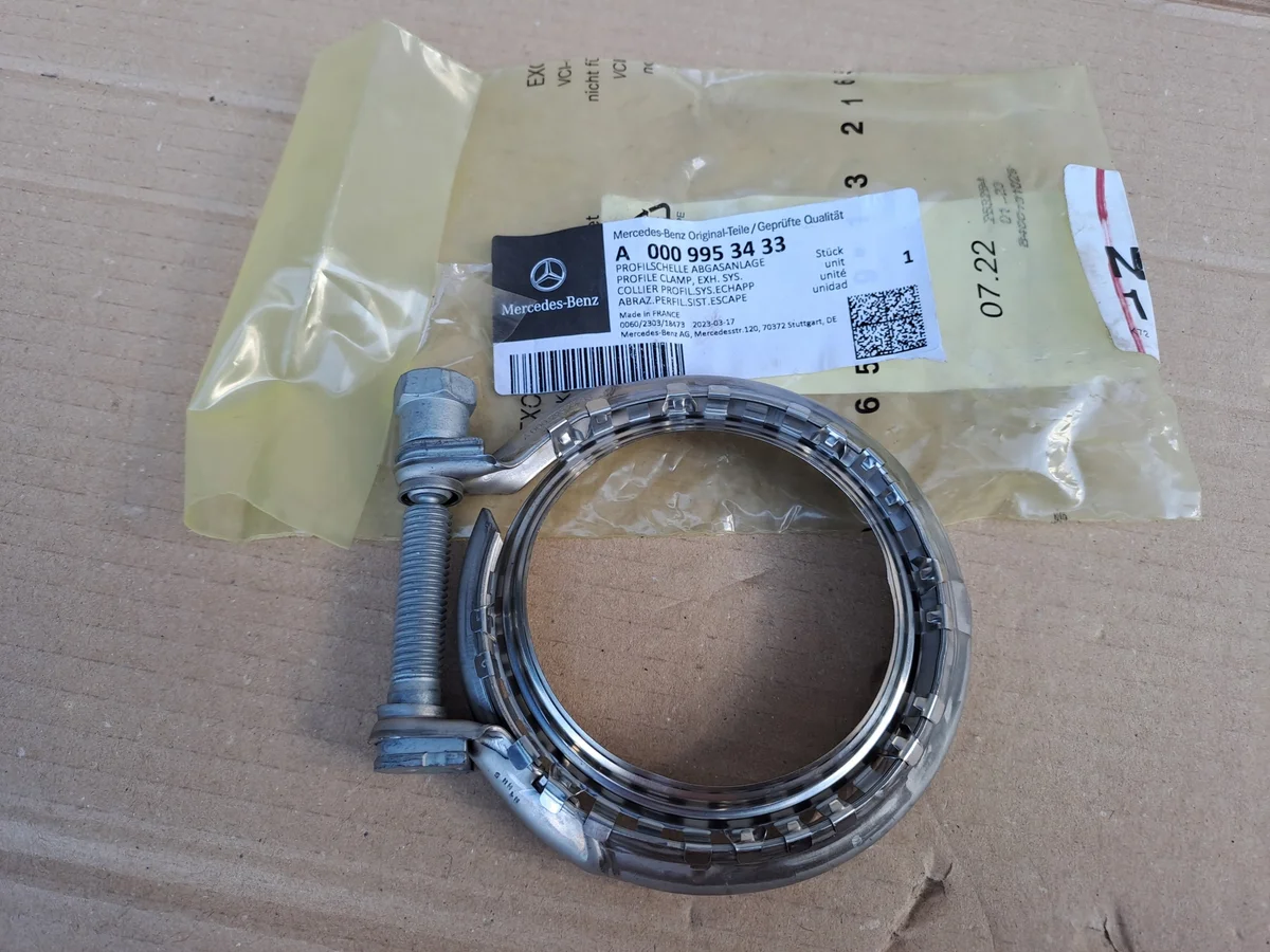 Avgasklämma Mercedes W213 W242 A0009953433