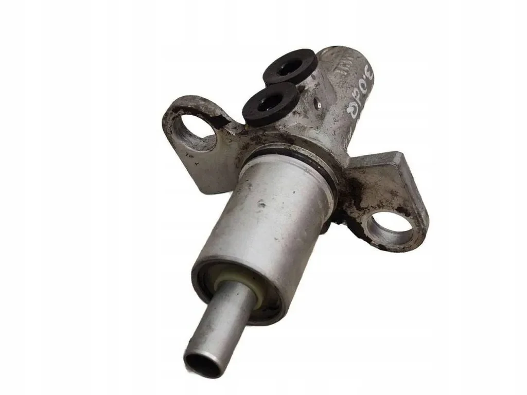 Cylindre de frein Audi A6 Avant 4B3611021 image 2