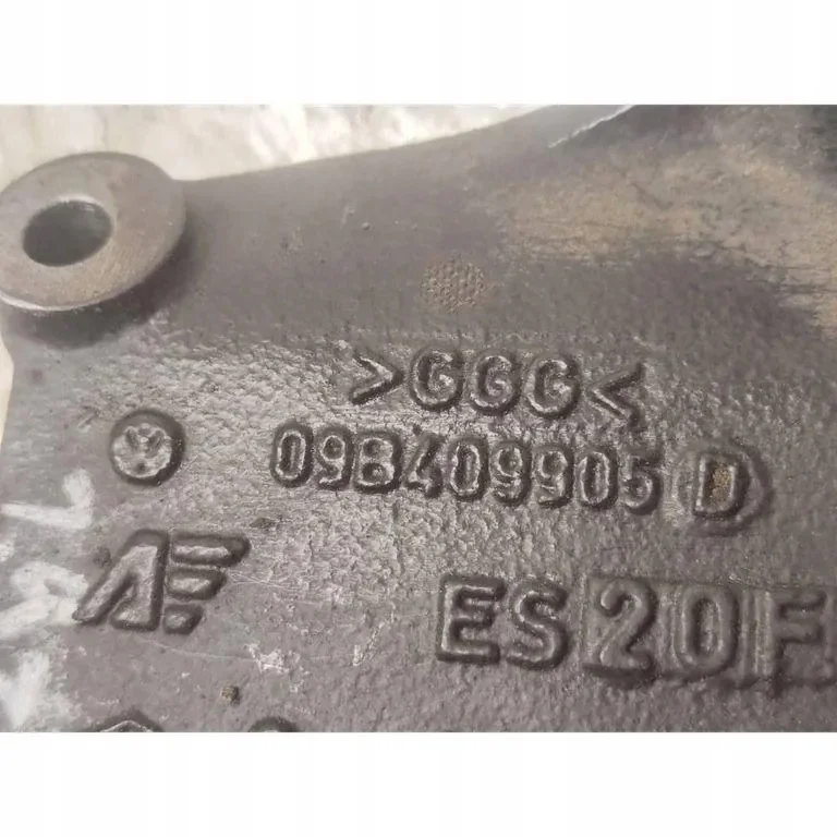 VW Sharan Engine Mount 01-10 Automatic image 3