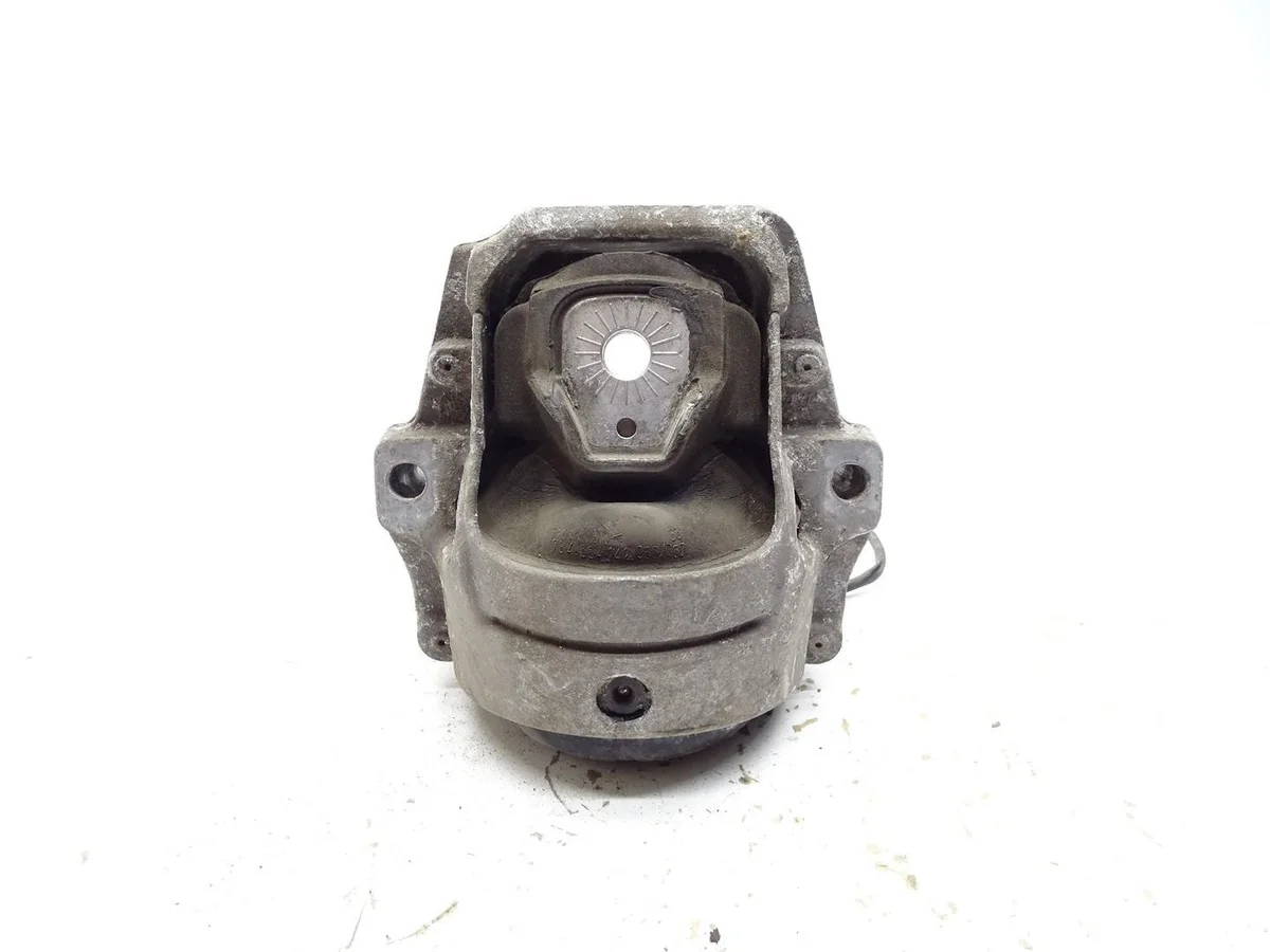 Supporto motore Audi Q5 8R 2.0 TDI usato