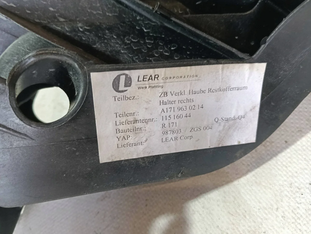 Mercedes-Benz SLK R171 saranan osa A1719630114 image 3