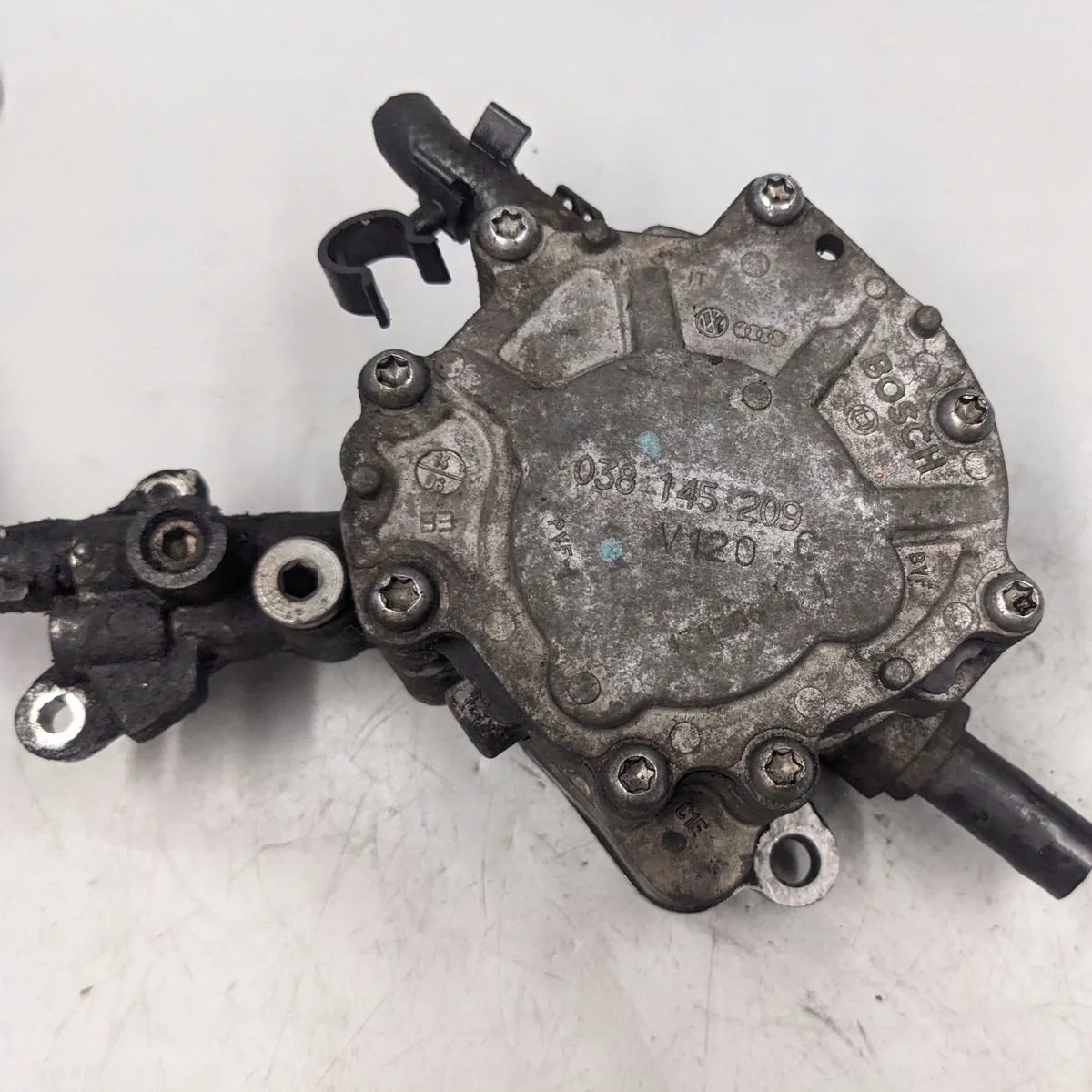 Pompe à vide LUK 1.9TDI 2.0TDI VW AUDI 038145209