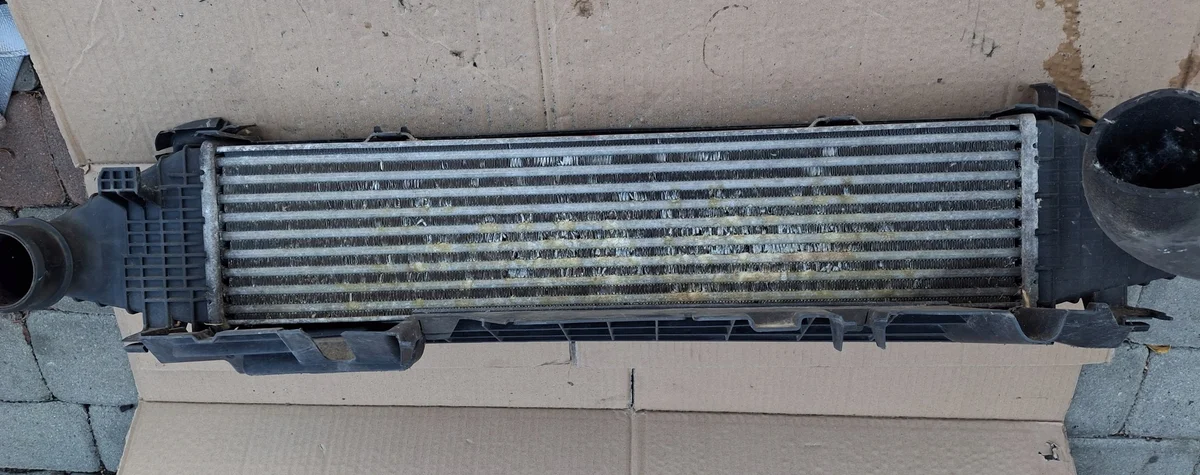 Intercooler Mercedes Classe C W204 A2045000300