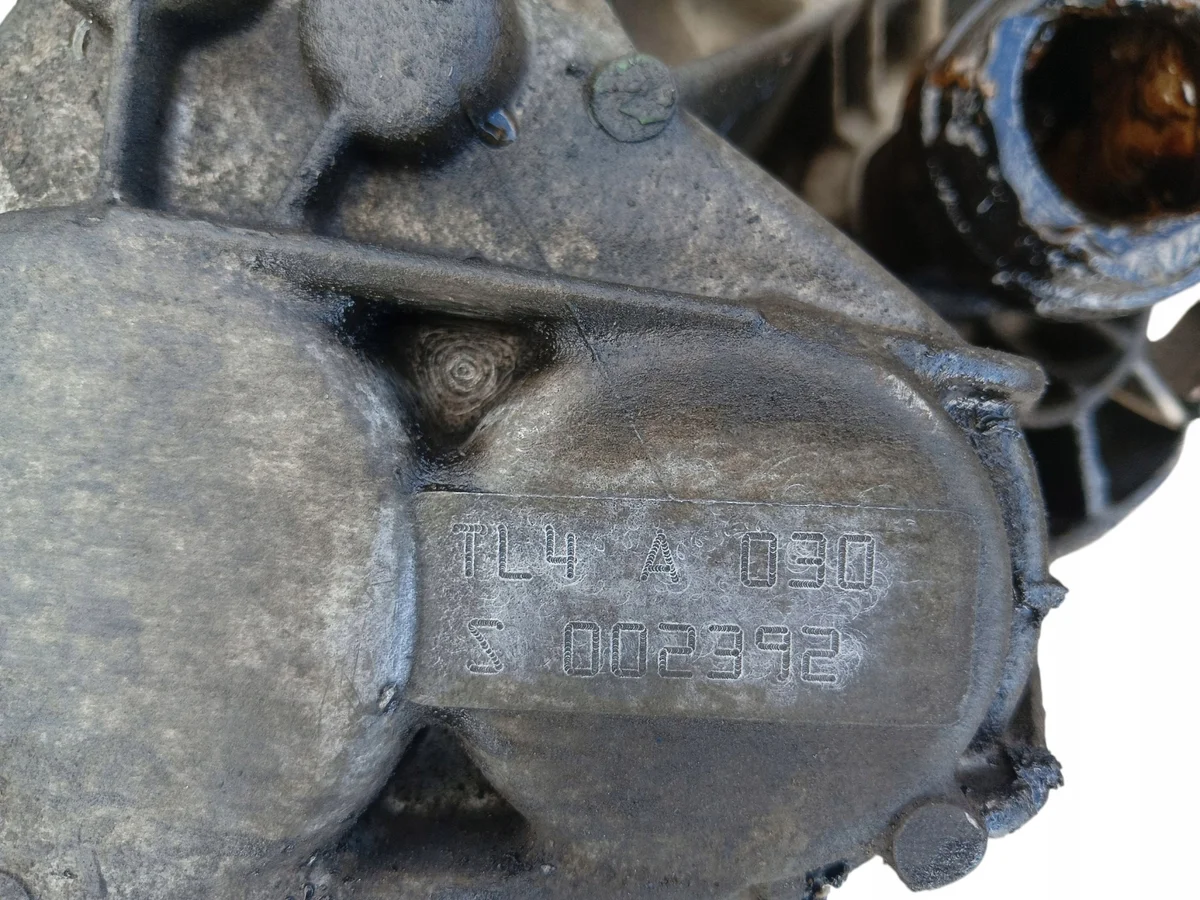 Getriebe Renault Megane III 1.6 16V TL4A030 image 3
