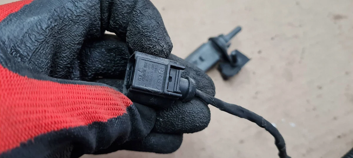 Sensor Temperatura Externa Audi A4 B8 Q5 8R image 4