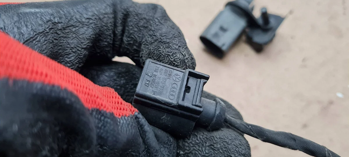 Sensor Temperatura Externa Audi A4 B8 Q5 8R image 5