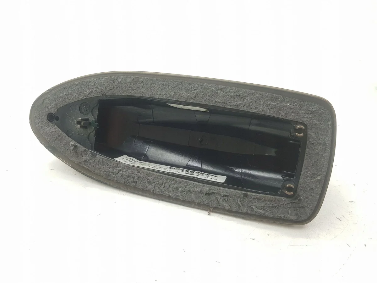 Volvo XC60 2011 Antena GPS Tiburón 39859317 image 3