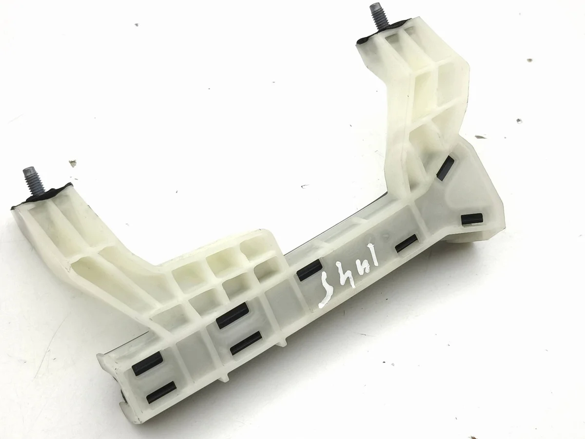Renault Scenic E-Tech V 2024 Front Door Window Guide image 4