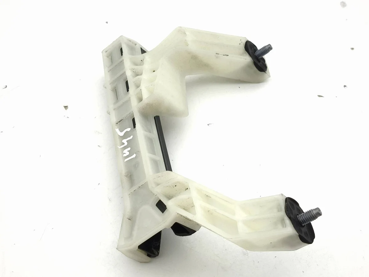 Renault Scenic E-Tech V 2024 Front Door Window Guide image 5