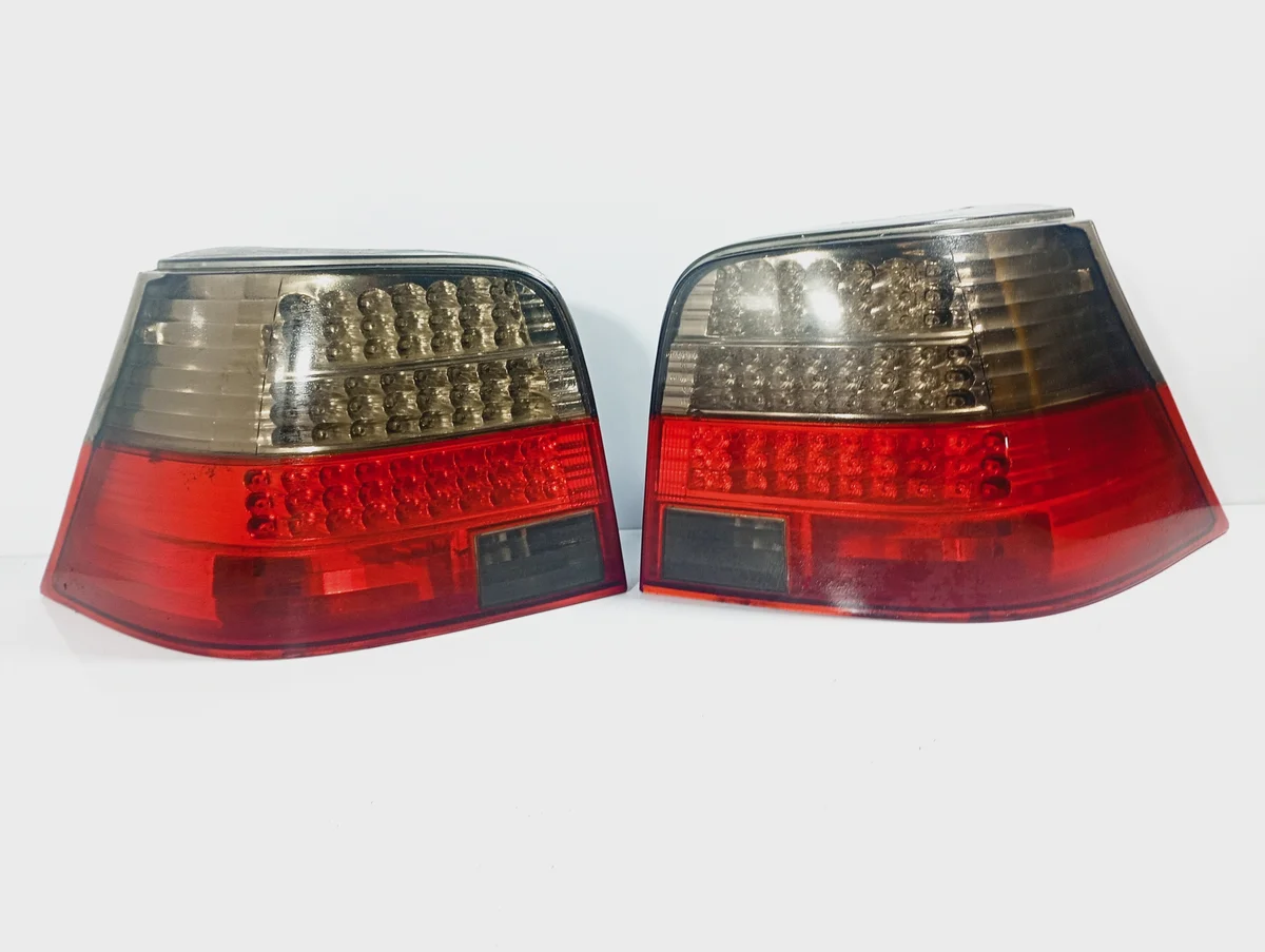 Luces Traseras VW Golf IV 4 97-07 OE M1R9P2