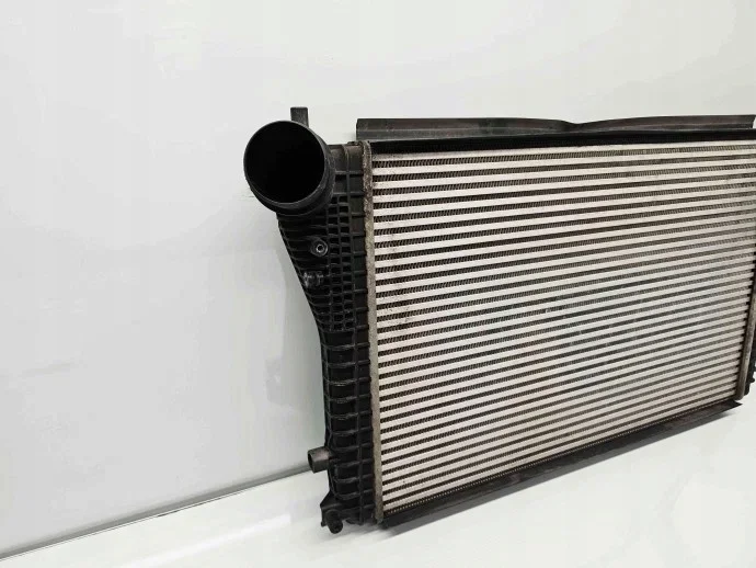 Intercooler VW Touran II 1.6 TDI 1K0145803BN image 7