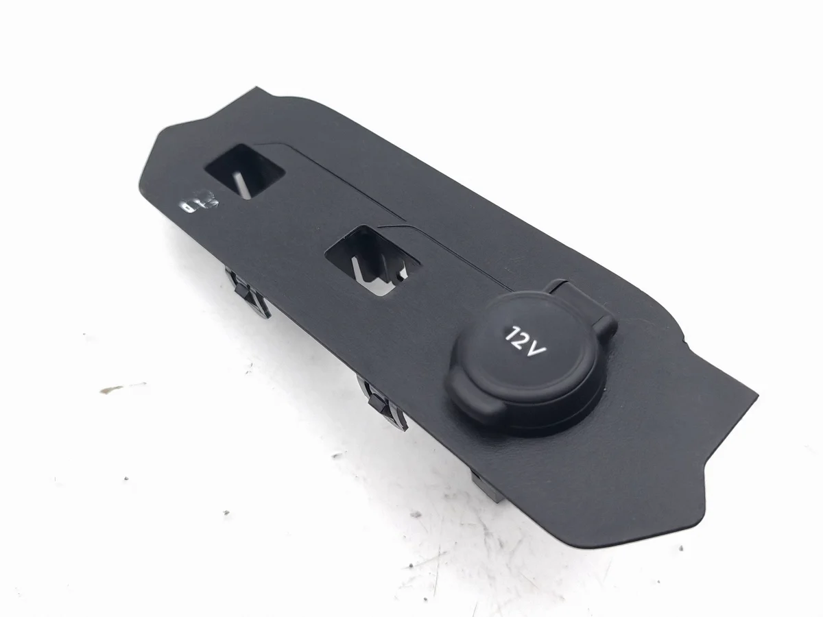 Prise 12V Peugeot 508 II 2019 9822705077