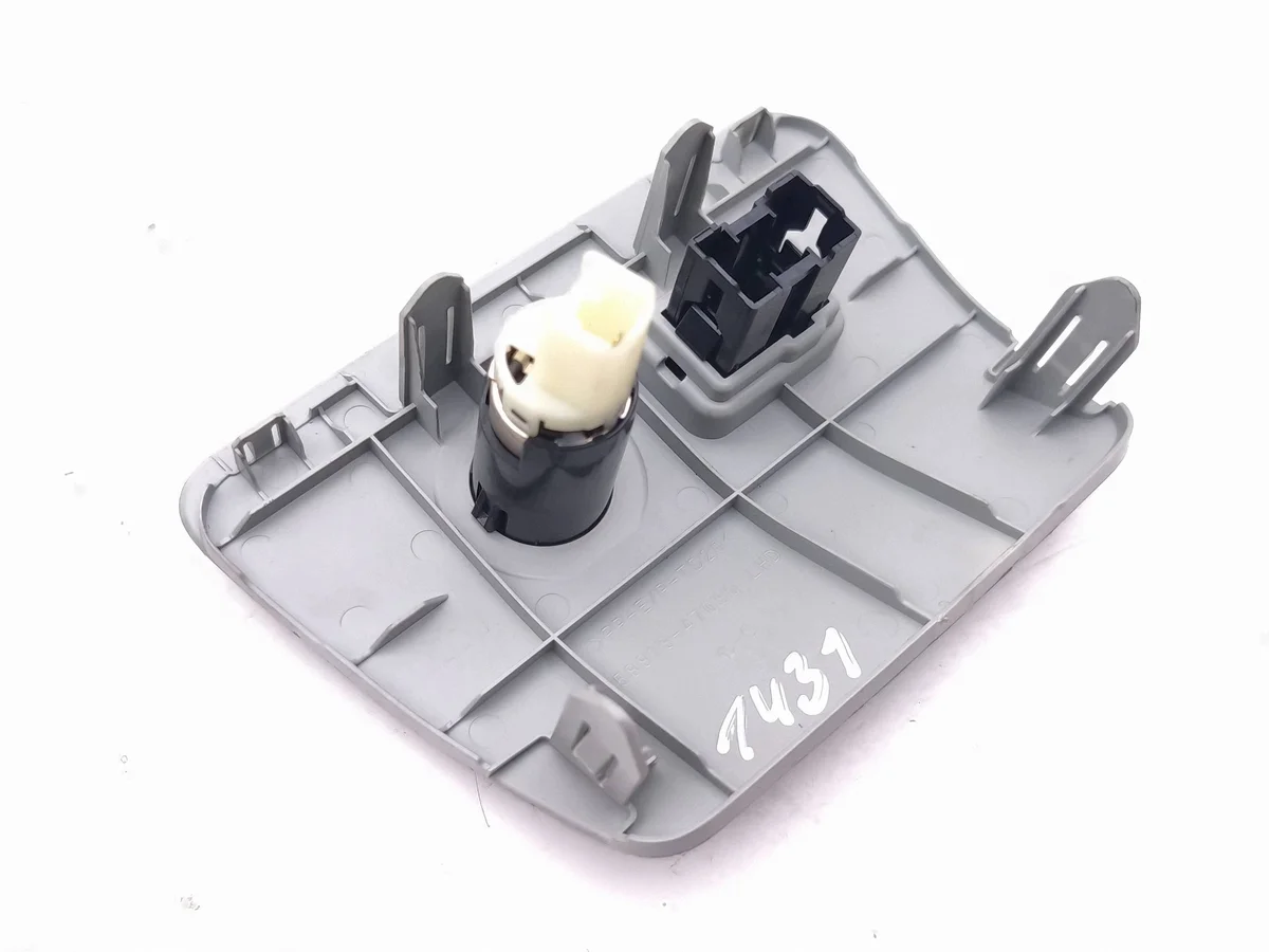 Toyota Prius 12V Socket (Front) 2015 image 6