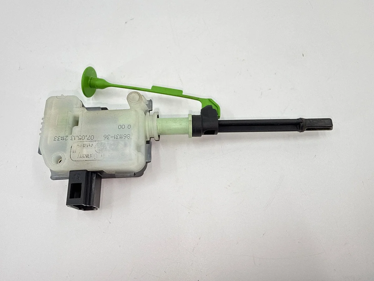 Volvo XC60 2014 Leva Sblocco Coperchio Serbatoio