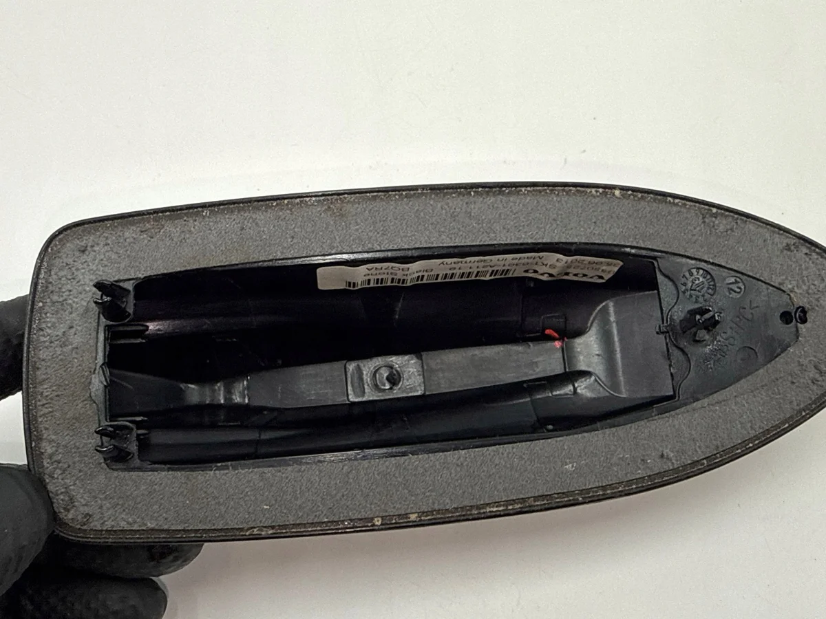Volvo XC60 2014 Antena GPS Usada (9850725) image 7