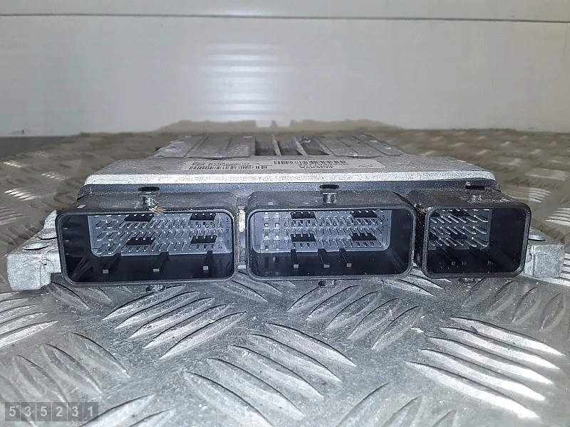 Dacia Duster ECU 1.5dci 2014 - 237104454R image 3