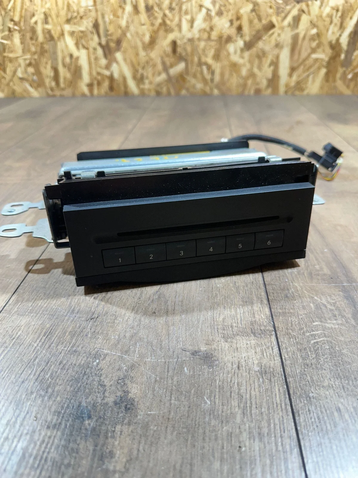 Mercedes-Benz ML W164 CD/DVD Changer SSR14484