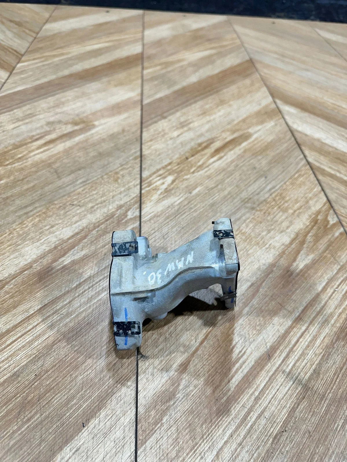 2018 Nissan Navara D23 EGR-rör SSR17134