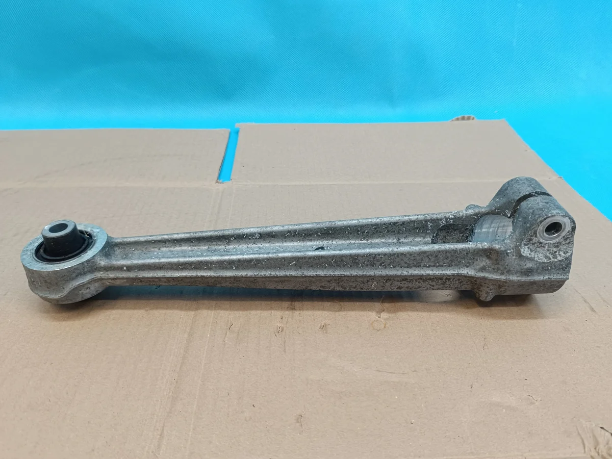 Audi A8 D5 Soporte Amortiguador Trasero 4N0513073B image 3