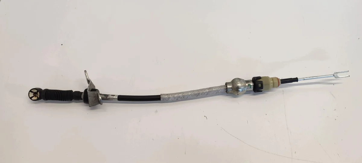 Audi A4 B8 A5 Gear Shift Cable Used