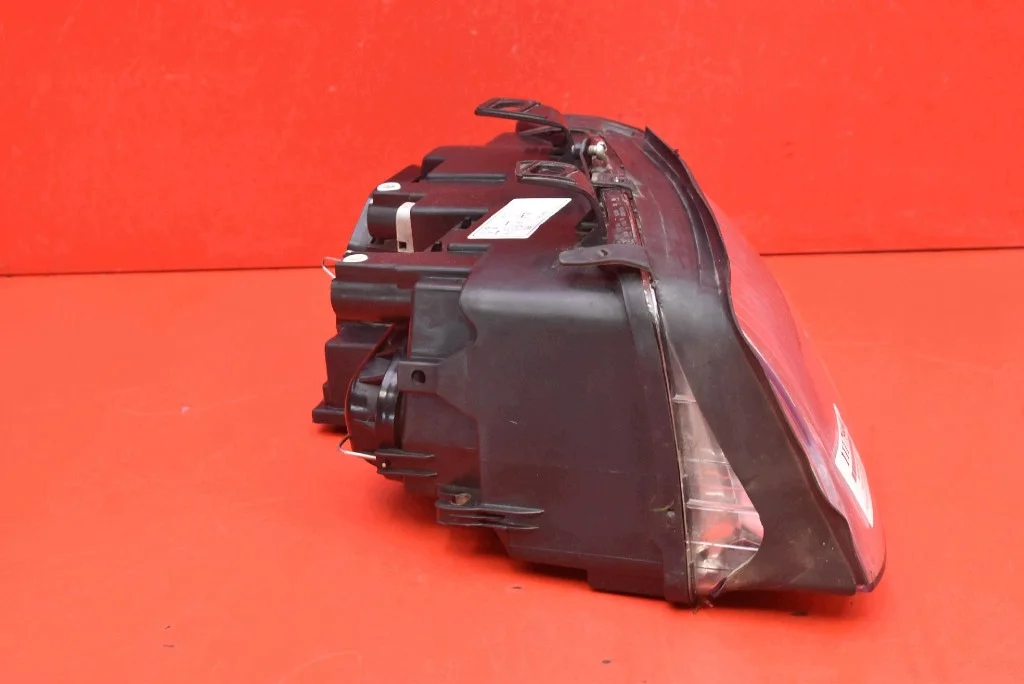 Faro Sinistro Audi A4 B6 2000-2005 Usato image 4